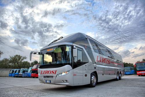 Lirosi Autoservizi La flotta  